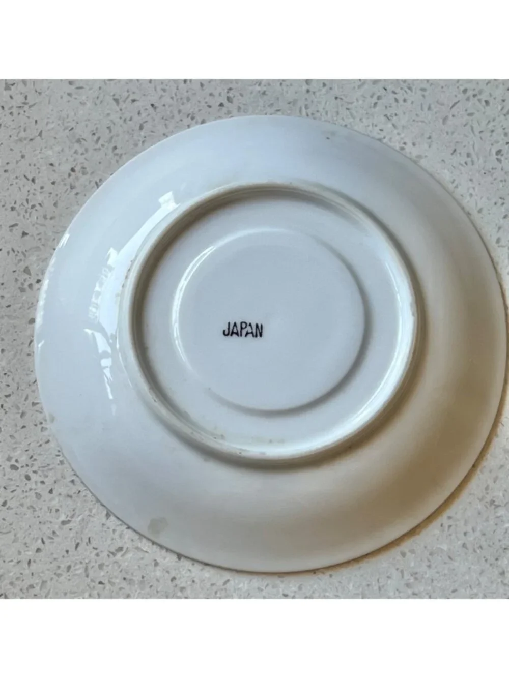 Saucer Violets Porcelain Gold Rim 5.5
